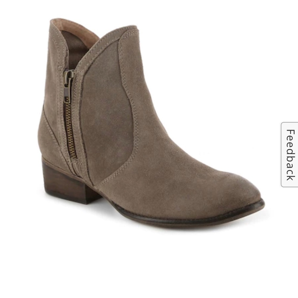 SEYCHELLES LUCKY PENNY SUEDE
WESTERN BOOTIE SIZE:8